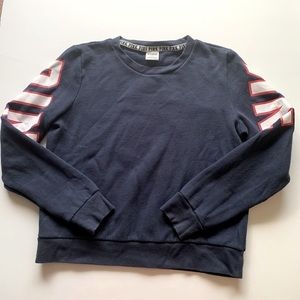 • PINK navy blue sweater •